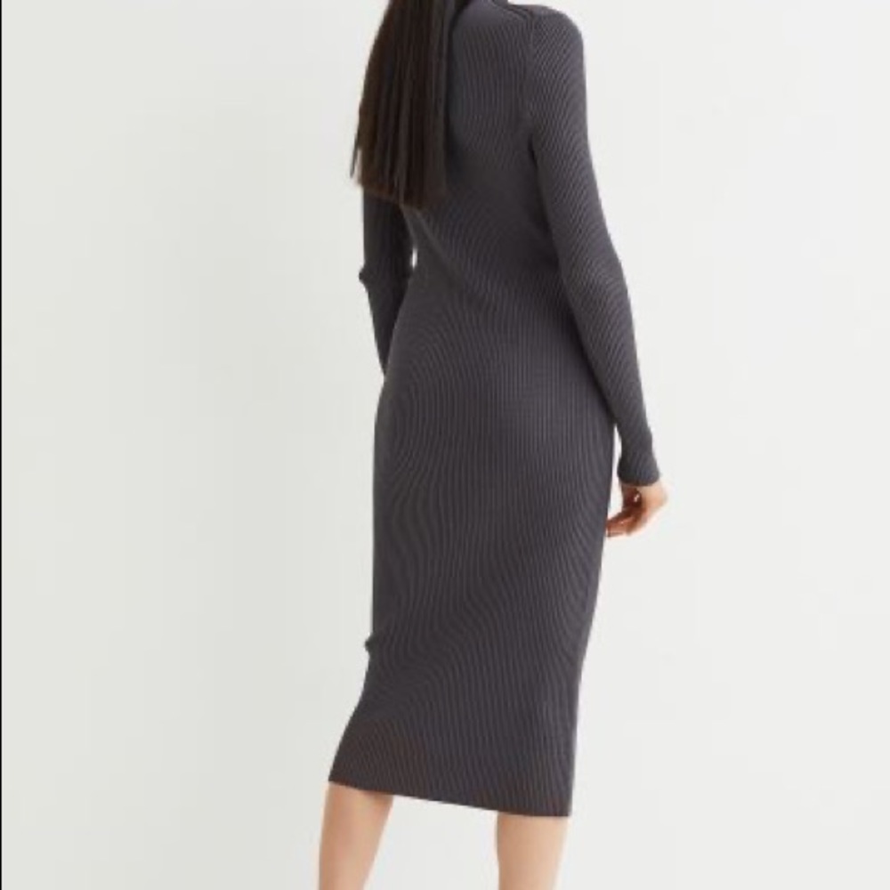 H&M Rib-Knit Dress - Picture 2 of 3